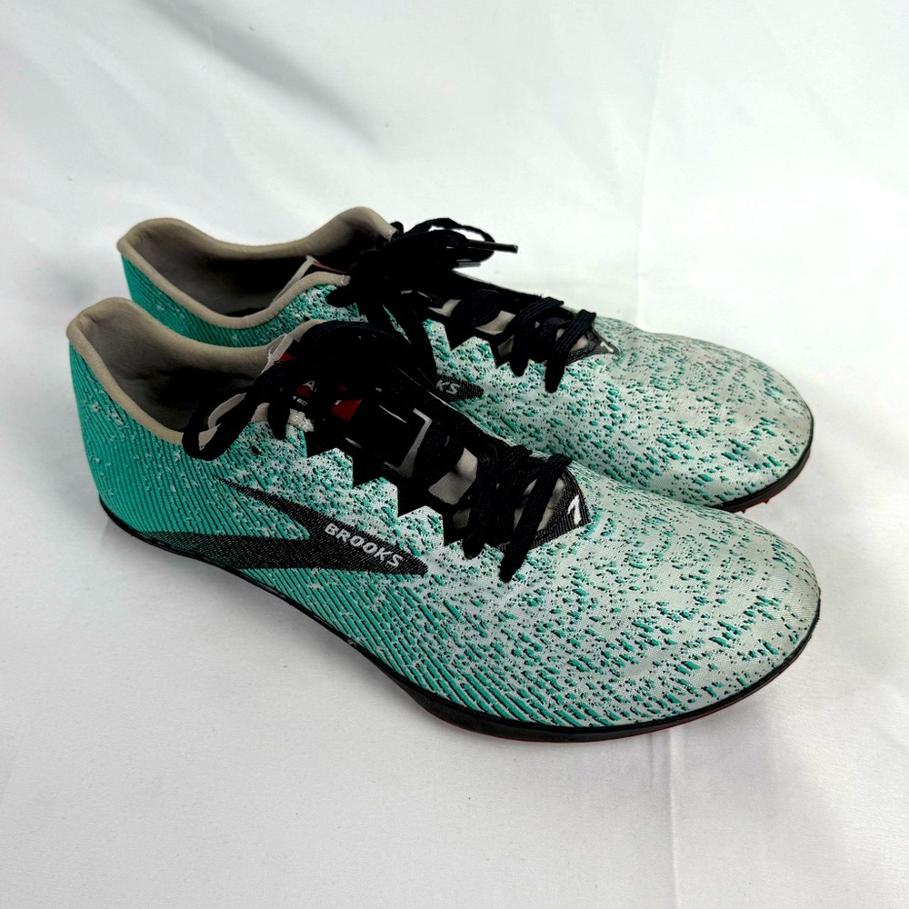 Brooks Mach 19 Athletic Shoes in Teal and Black